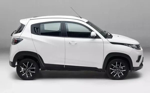 Mahindra KUV100 NXT - Image 2