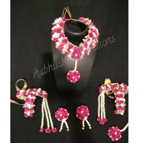 Artificial Floral Mehendi Jewellery Set